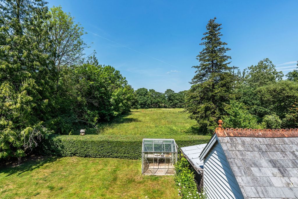 Property photo 2 of 53