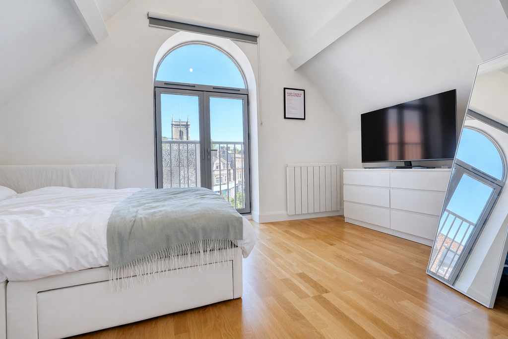 Property photo 3 of 6 Picture No. 09