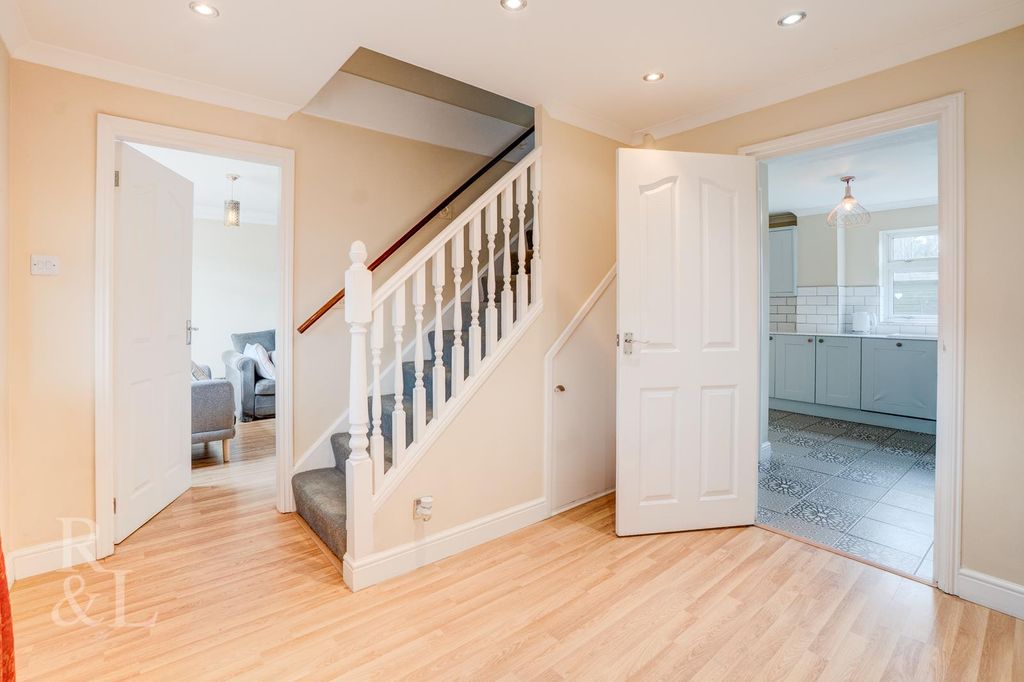 Property photo 3 of 19 Batched (13).Jpg