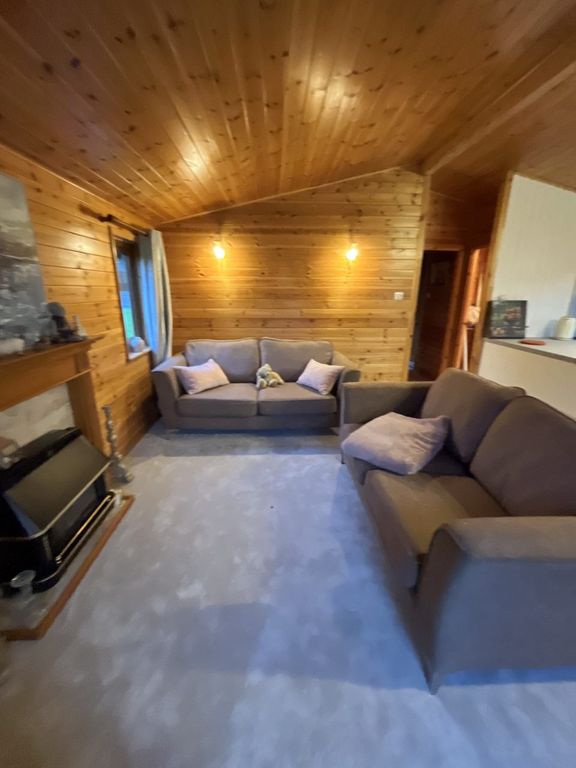 Property photo 2 of 9 Img 1784