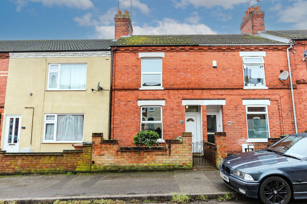 Property photo 1 of 11 Front