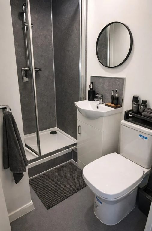 Property photo 1 of 3