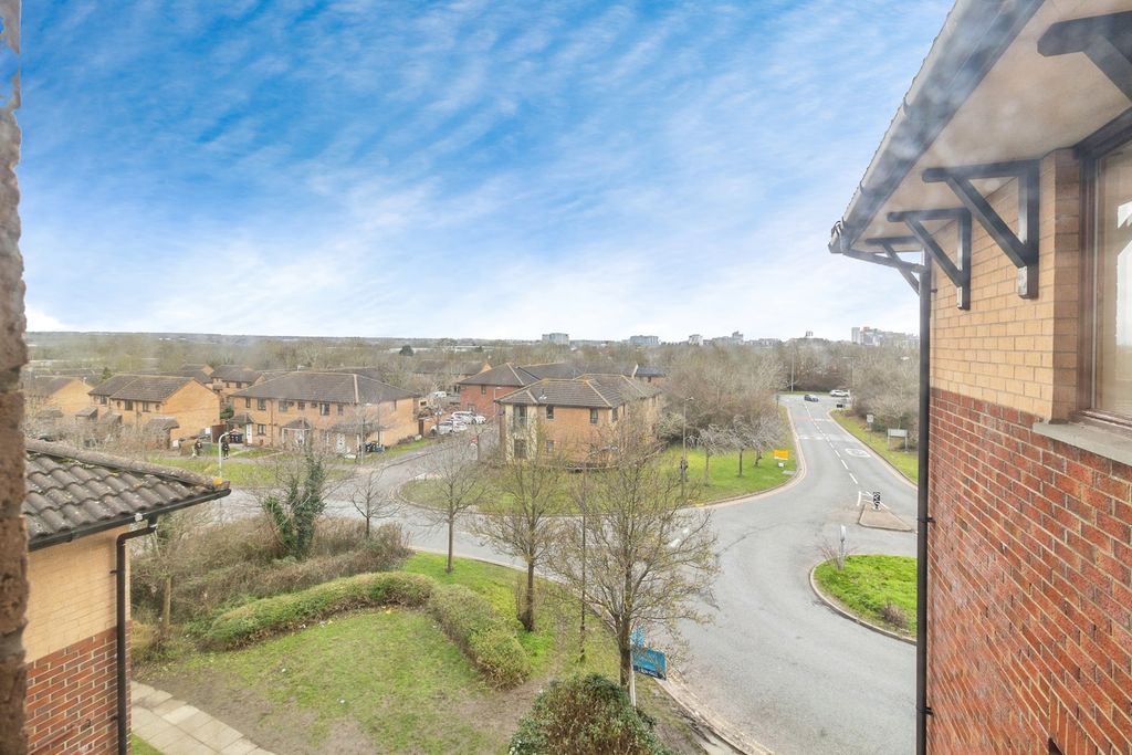 Property photo 3 of 20 Pbox-Img.Jpg