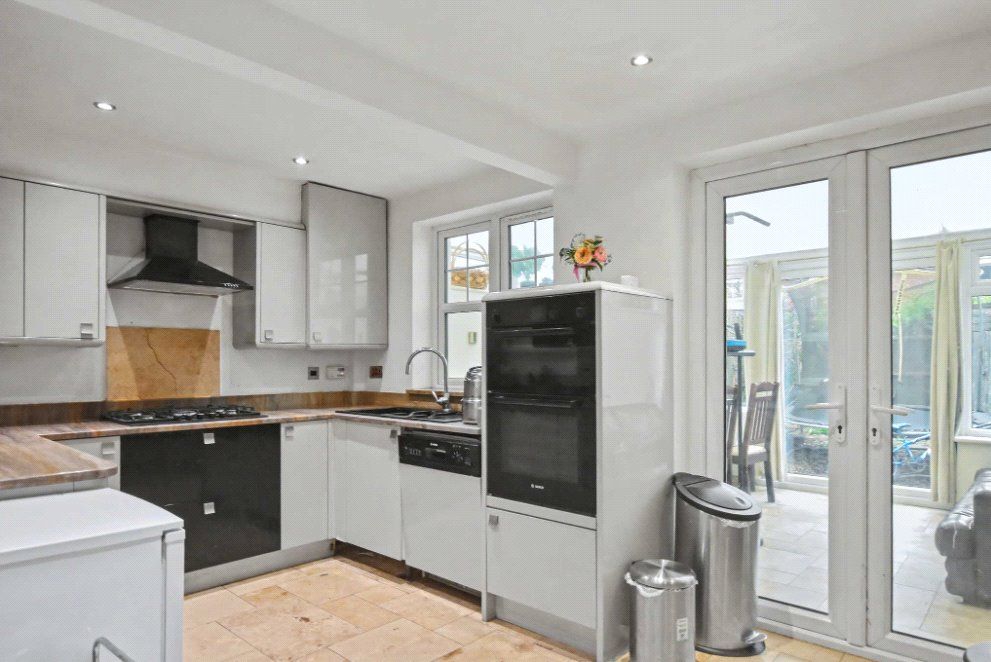 Property photo 2 of 9 Picture No. 16