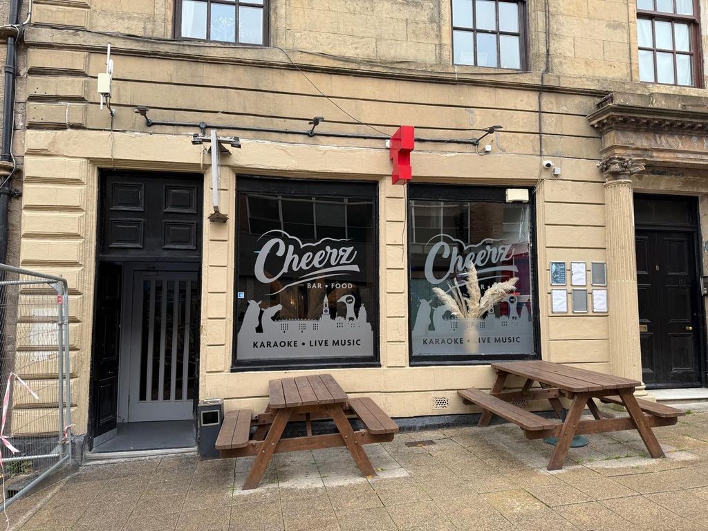 Property photo 1 of 7