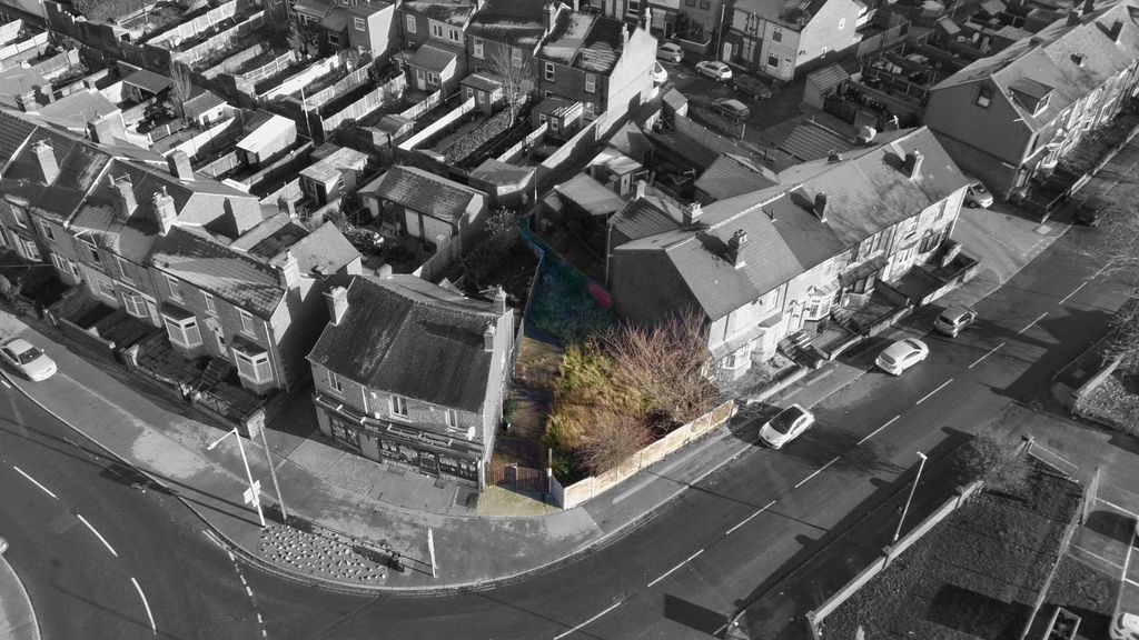 Property photo 1 of 3 Image 1