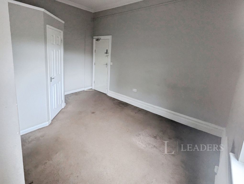 Property photo 3 of 17 Pbox-Img.Jpg