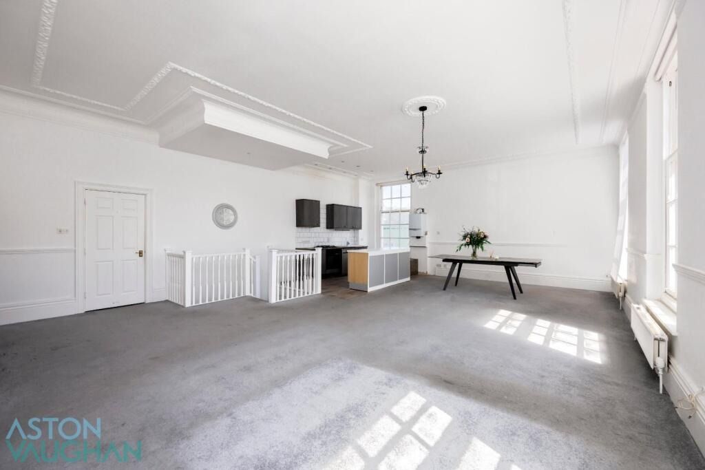 Property photo 3 of 26 4528513