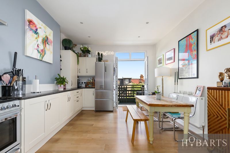 Property photo 2 of 18 Gallery
