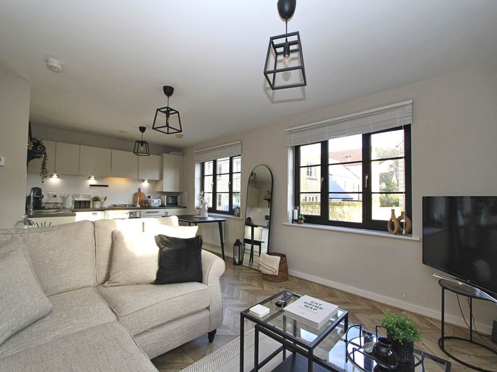 Property photo 2 of 13 Img_4432