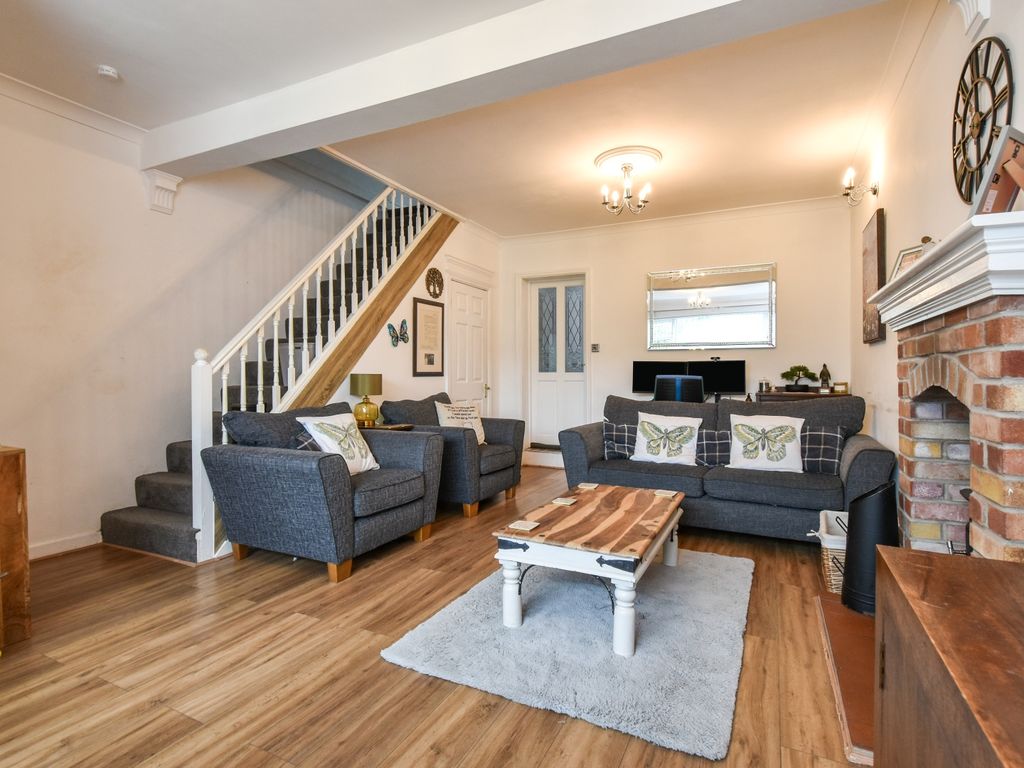 Property photo 2 of 17 Image 1