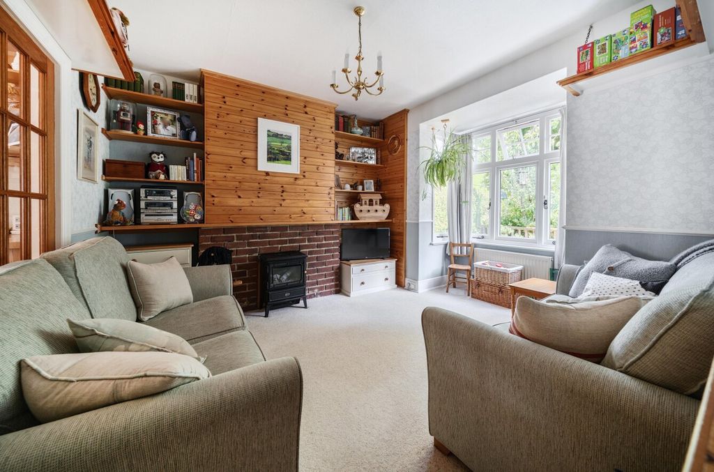 Property photo 2 of 22 2 - 1295857-10-68308B...