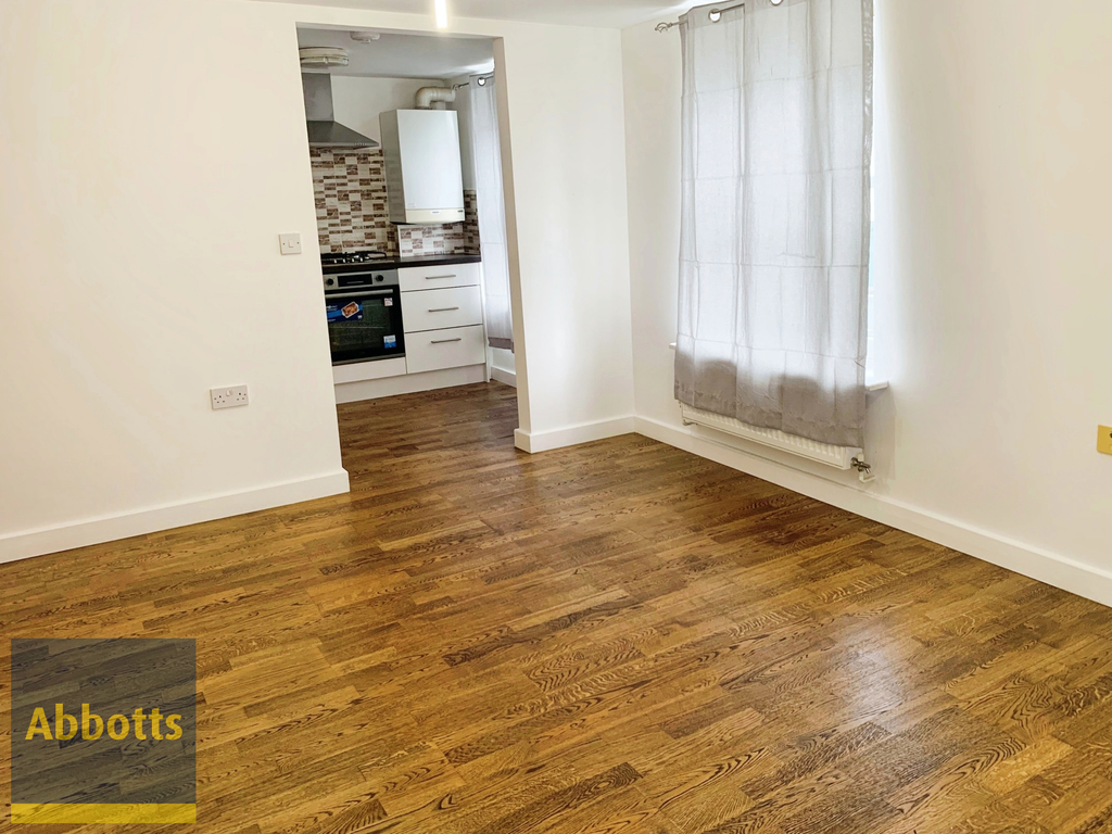 Property photo 2 of 6