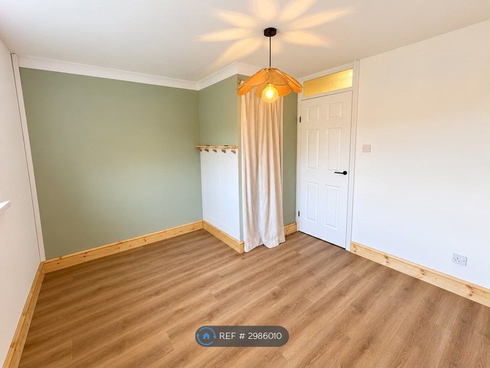 Property photo 3 of 3