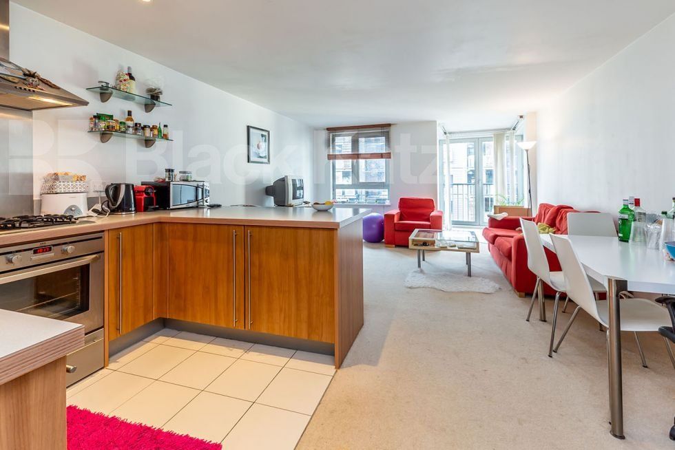 Property photo 2 of 9