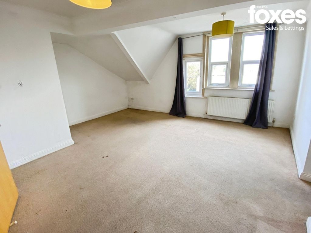 Property photo 2 of 8 5322292
