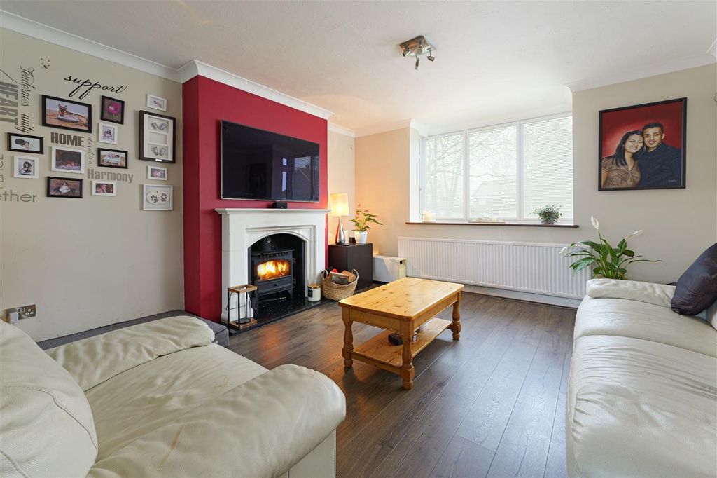 Property photo 3 of 30