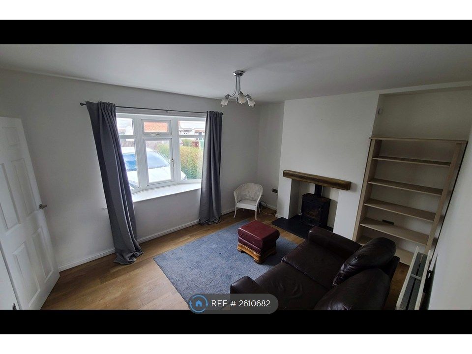 Property photo 1 of 10 Sitting Room