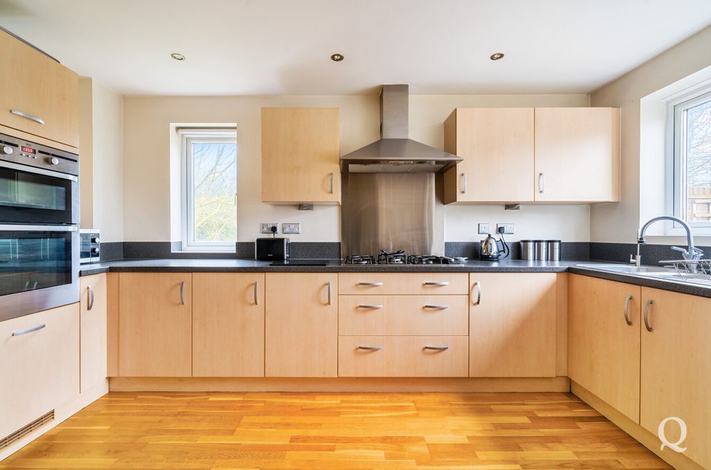 Property photo 2 of 24 343E0623-01Aa-469...