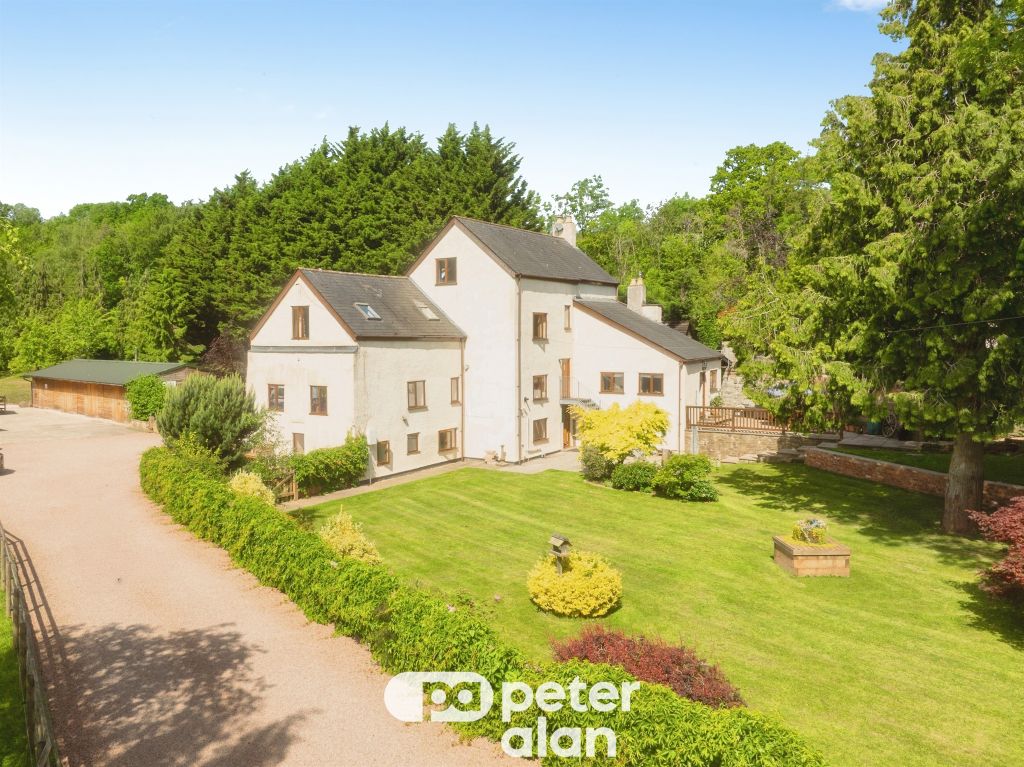 Property photo 1 of 37