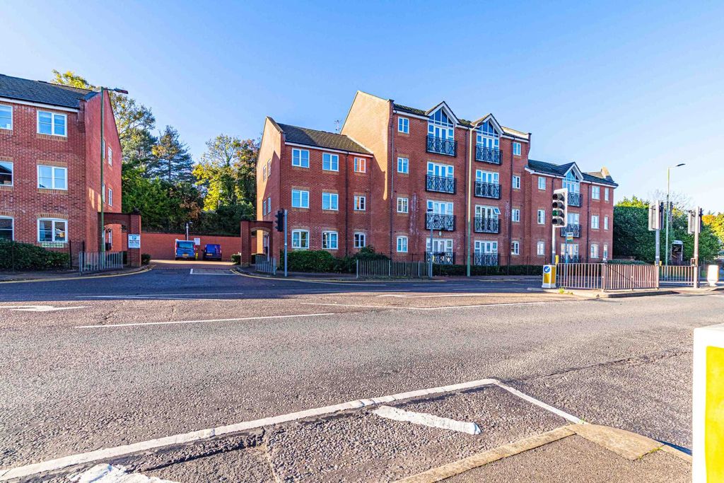 Property photo 1 of 11 Photo