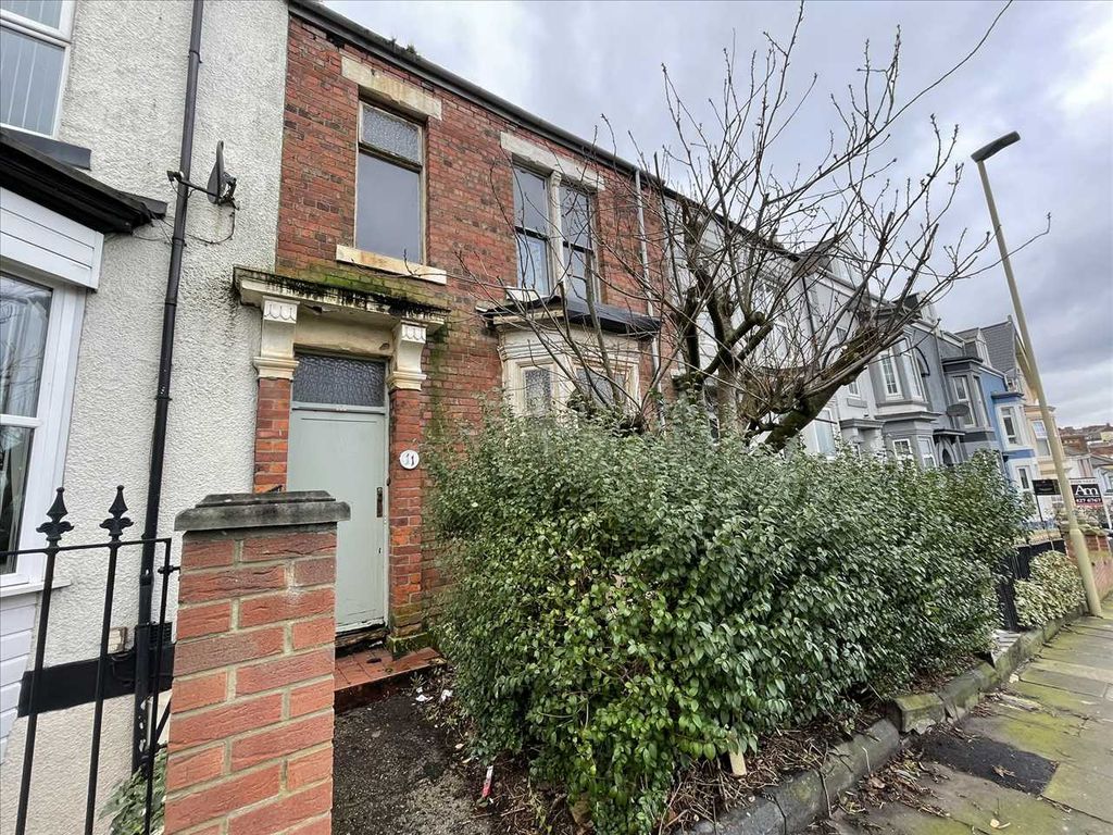 Property photo 1 of 11 Main Picture