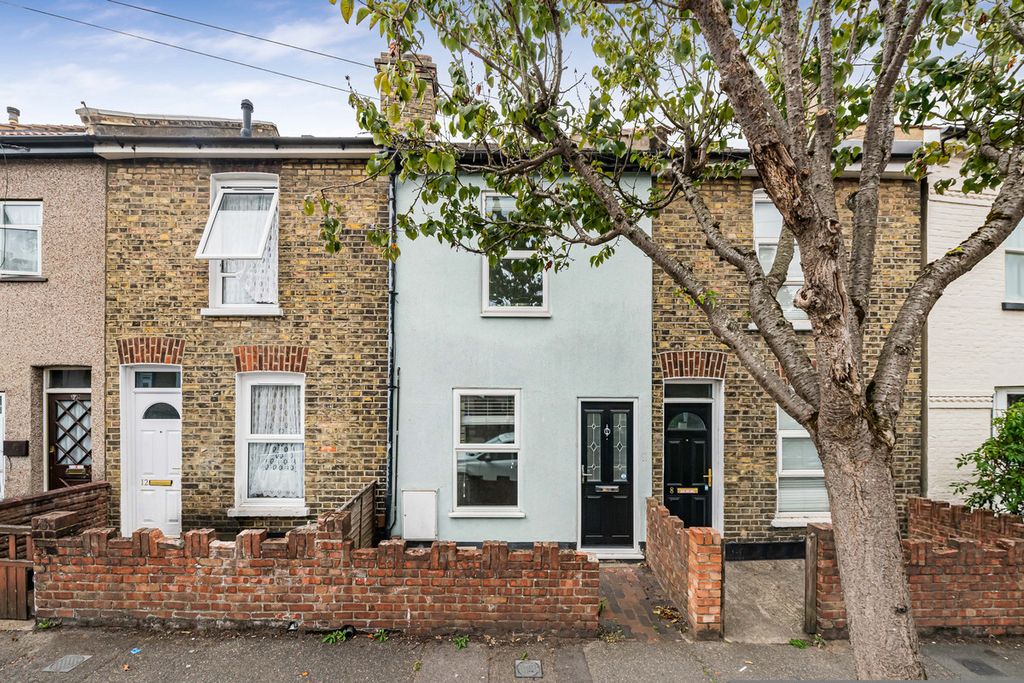 Property photo 1 of 16