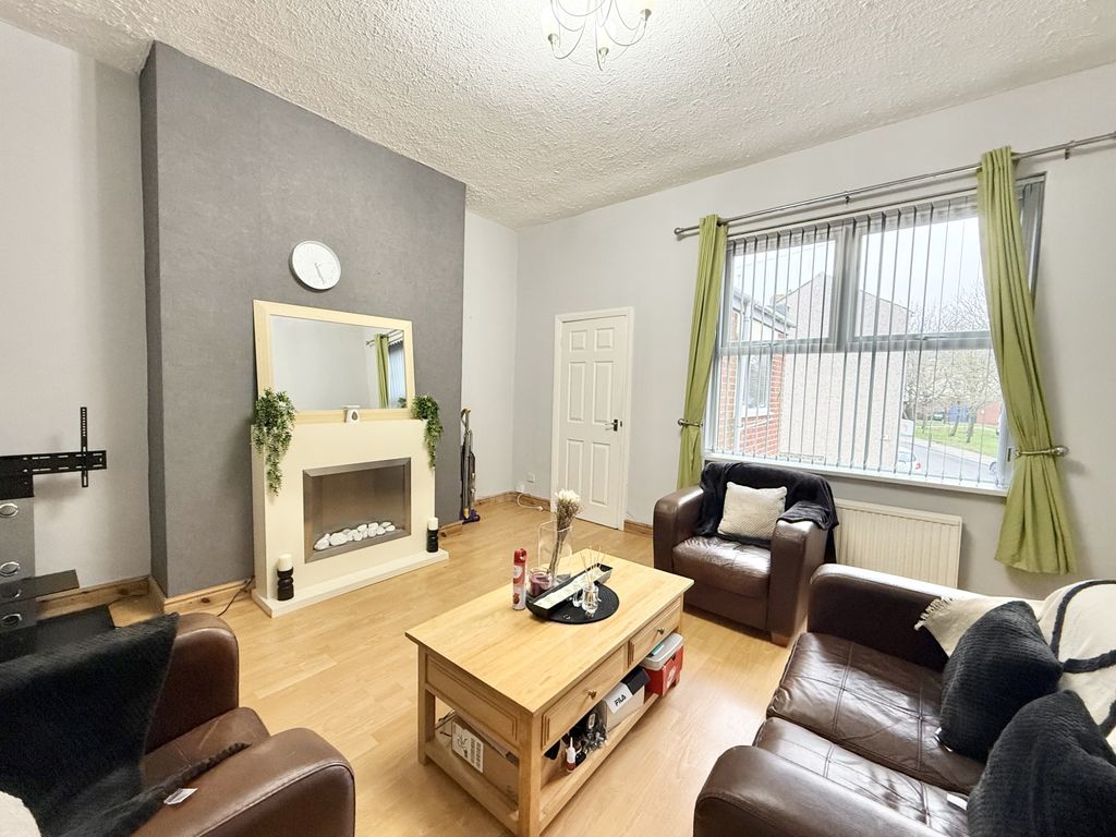 Property photo 2 of 8 Img_0746