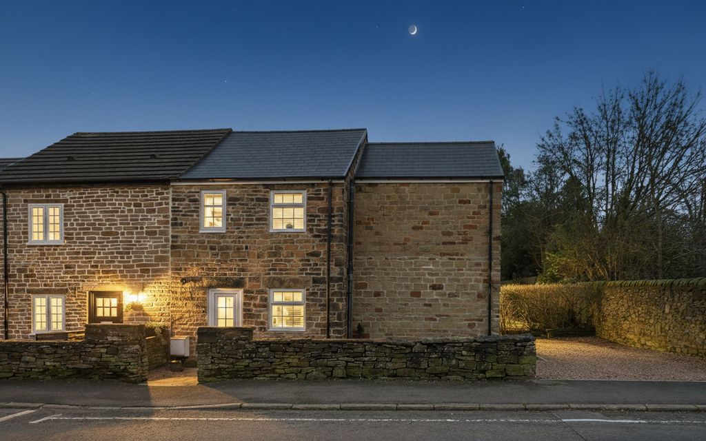 Property photo 1 of 23