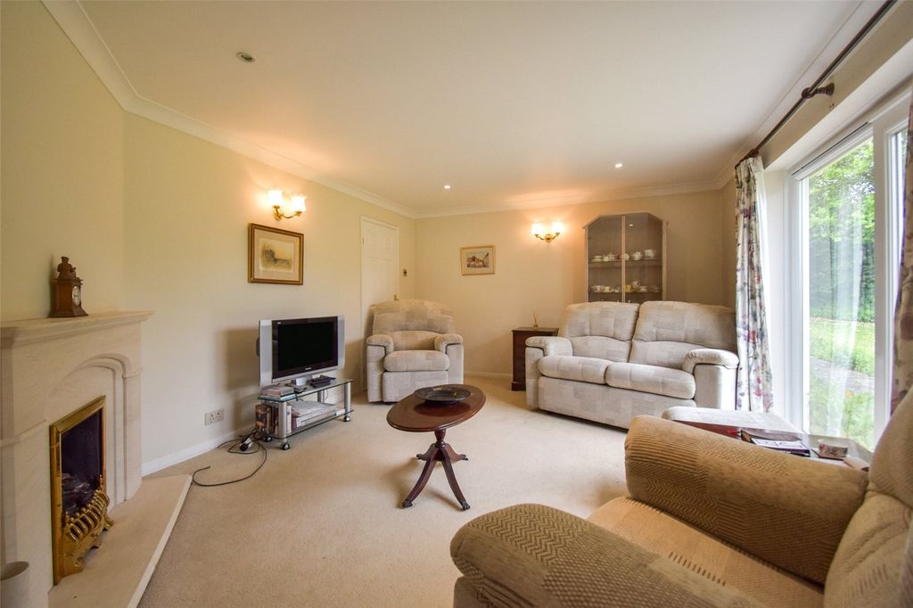 Property photo 2 of 24 Picture No. 02