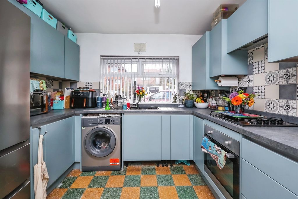 Property photo 3 of 14