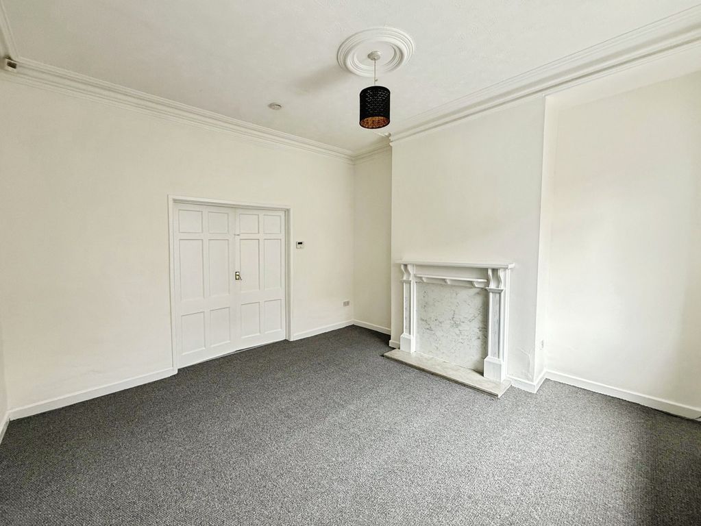 Property photo 3 of 11 Picture No. 06