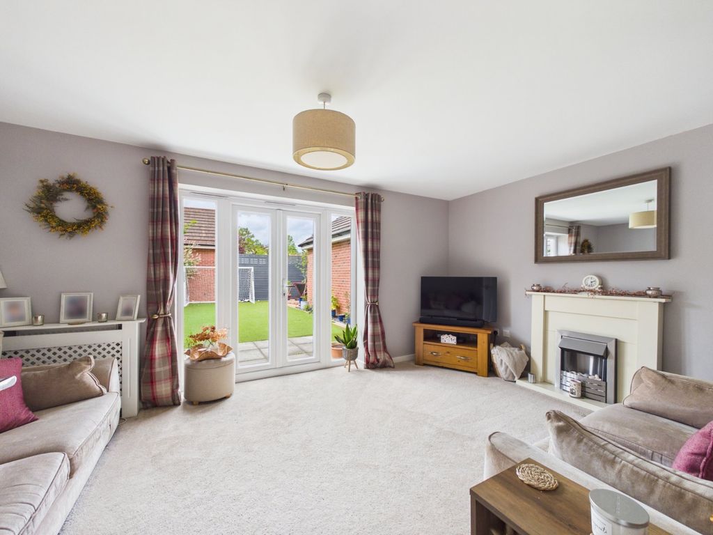 Property photo 2 of 11 Picture No. 02