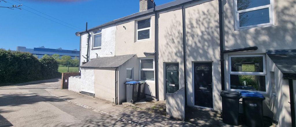 Property photo 1 of 8