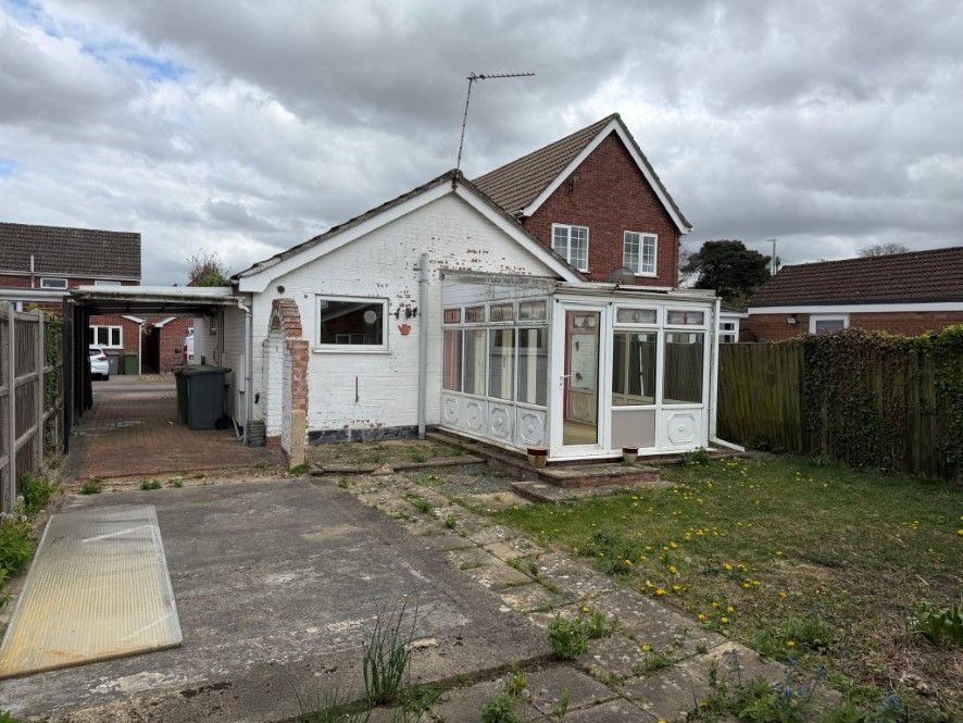 Property photo 2 of 18