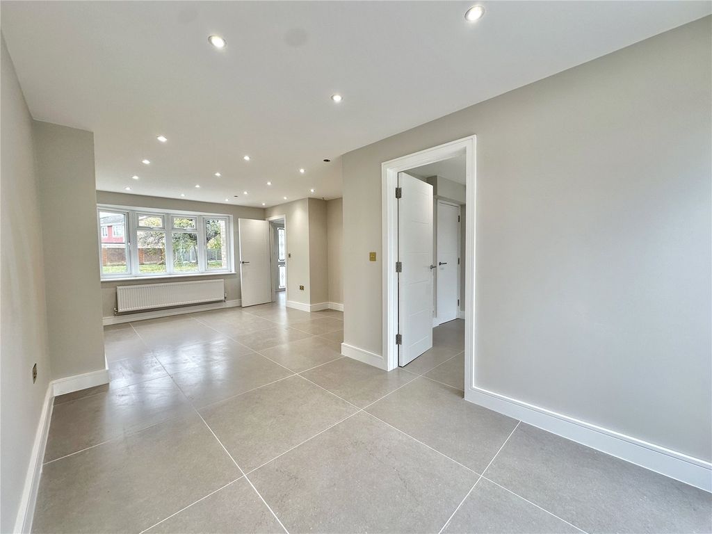 Property photo 2 of 22 Picture No. 07