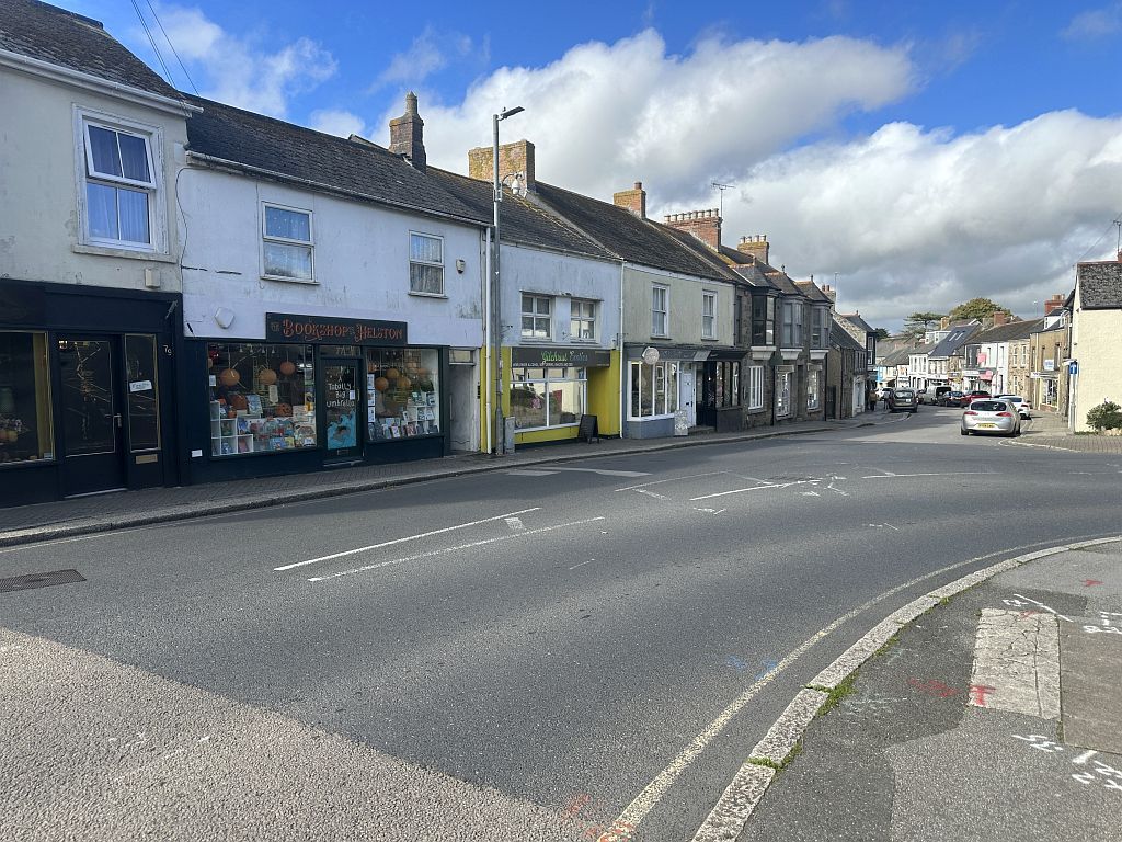 Property photo 2 of 8