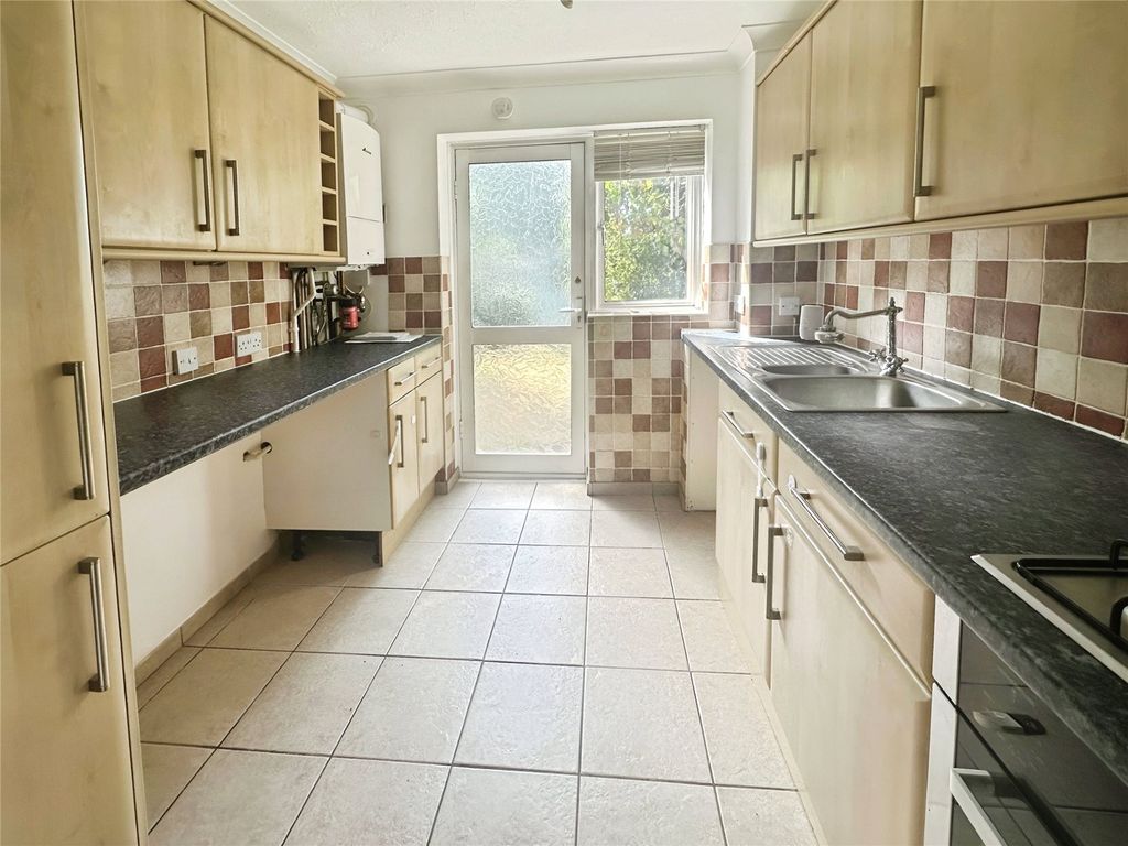 Property photo 2 of 9 Picture No. 20