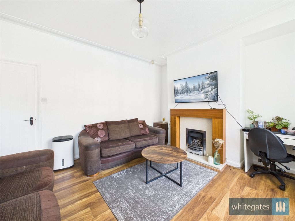 Property photo 2 of 12 Picture No. 02