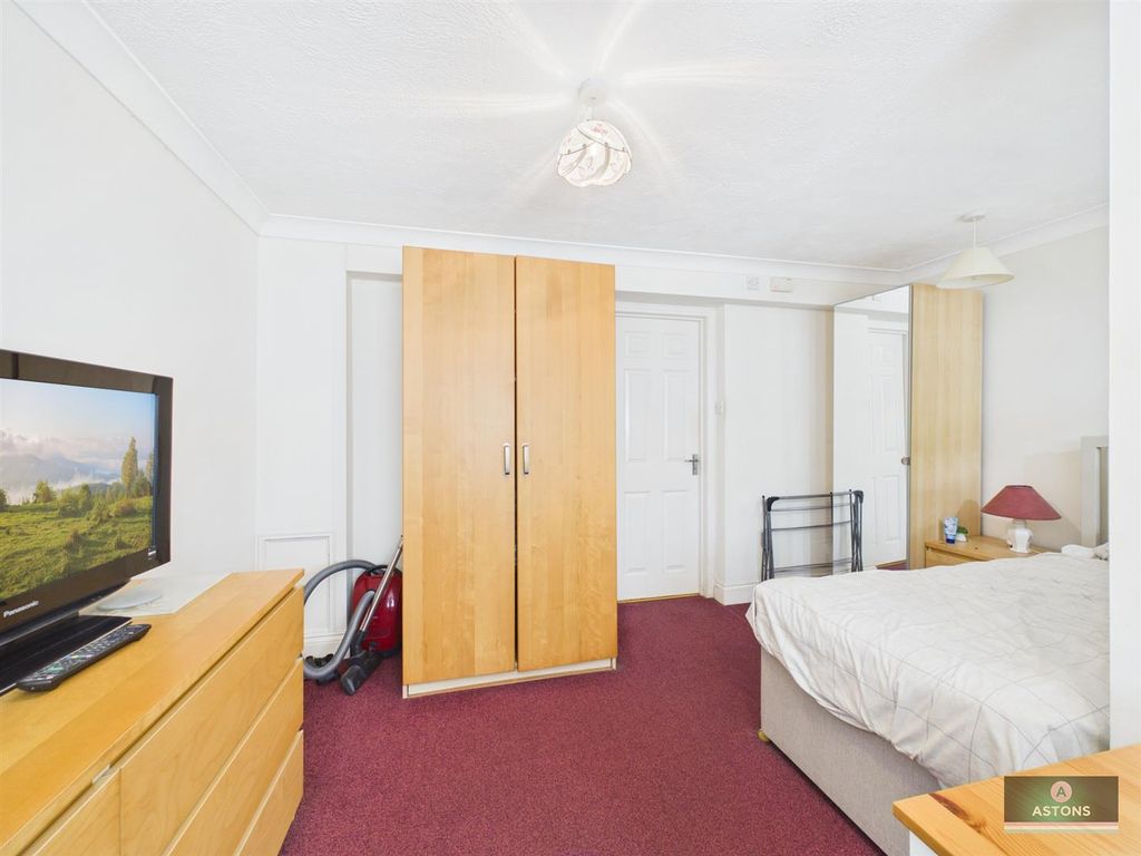 Property photo 3 of 7 Cam02067G0-Pr0400-Still001.Jpg