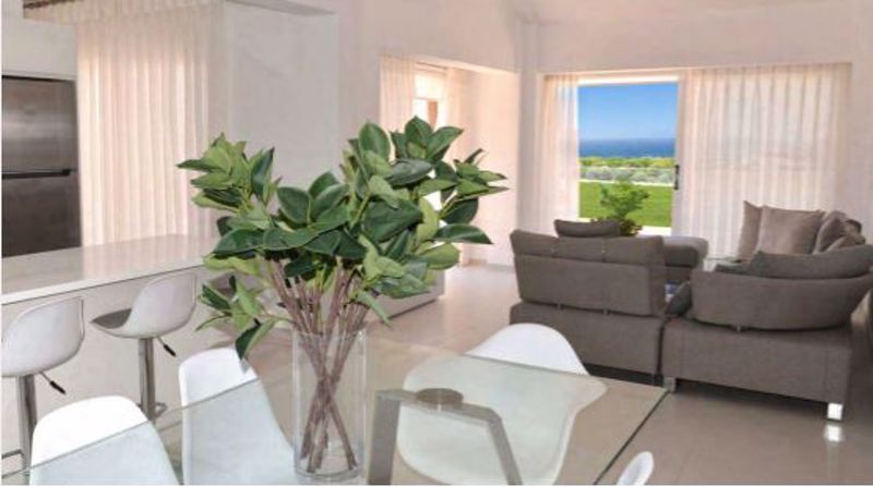 Property photo 2 of 10 Living Area Artist