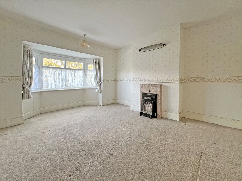 Property photo 3 of 18 Picture No. 06