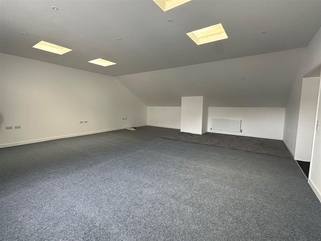 Property photo 1 of 4 Office1.Jpg