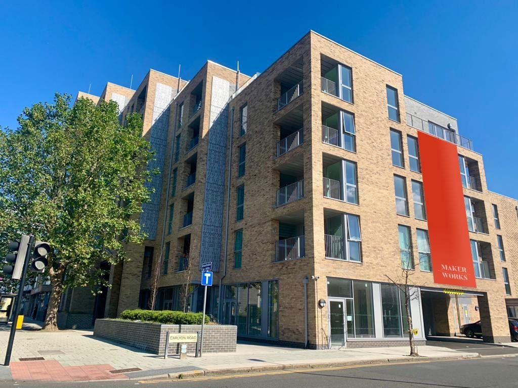 Property photo 1 of 5 Studio 2 To Let Â€“  Ealing Road, Wembley, Ha0 1Et (All Bills Included)