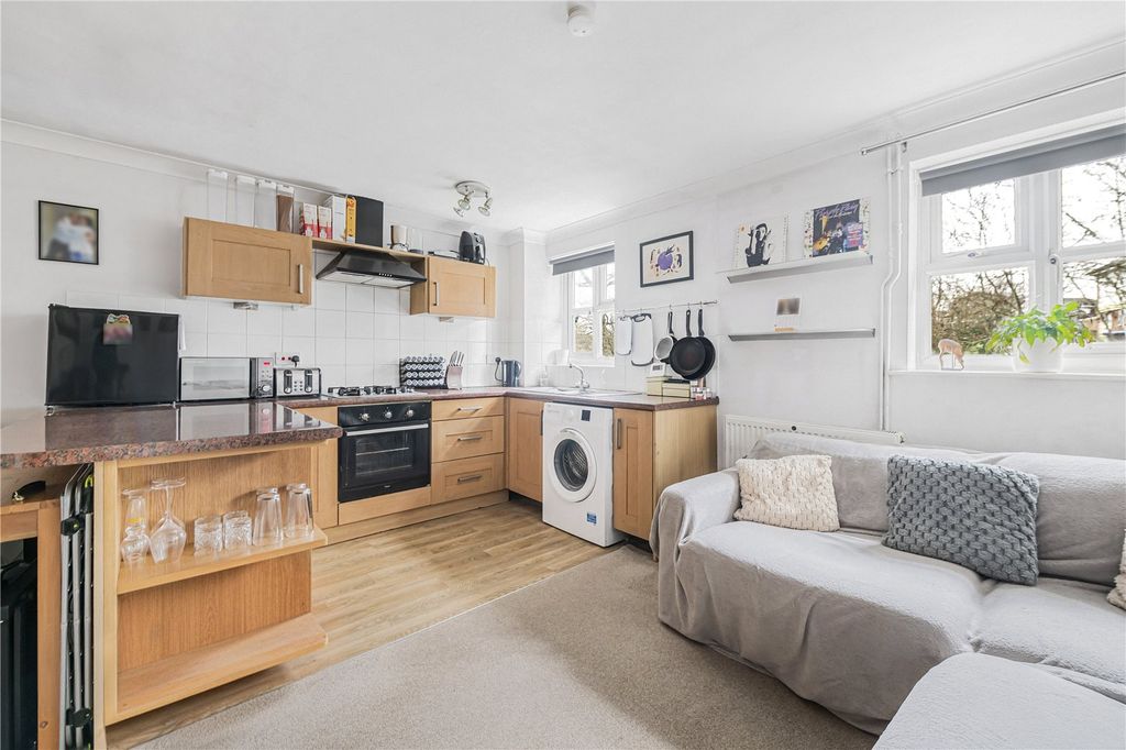 Property photo 2 of 10 Picture No. 08