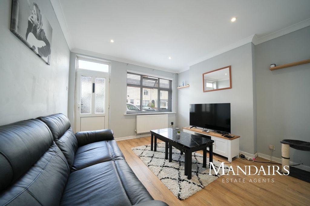 Property photo 3 of 16