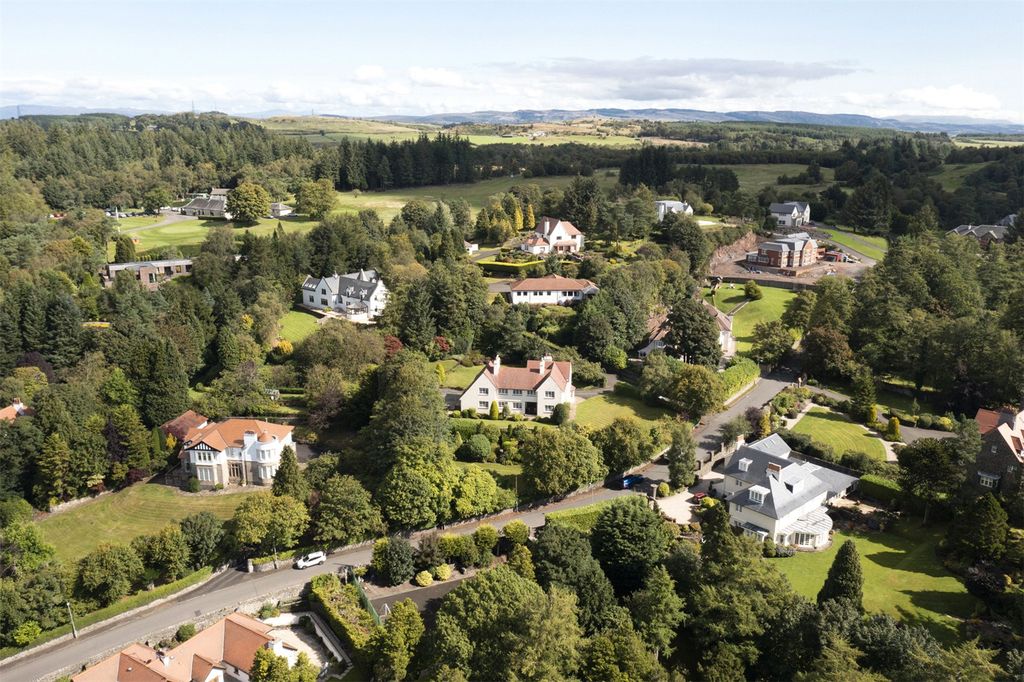 Property photo 1 of 32 Picture No. 27