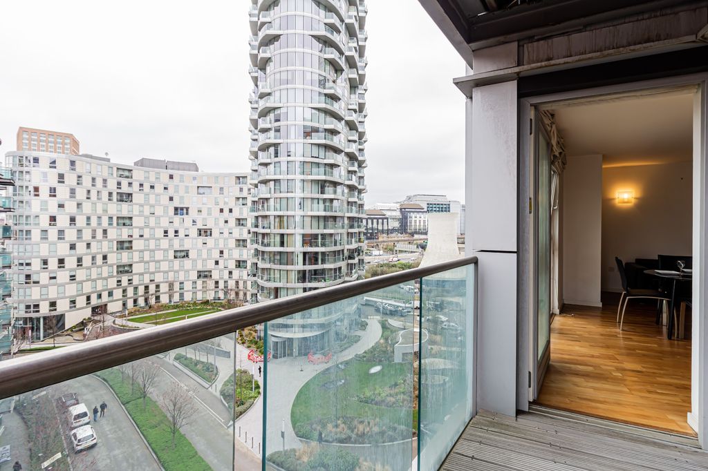 Property photo 2 of 9