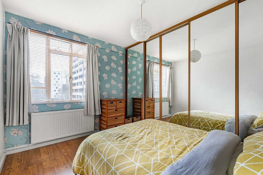 Property photo 3 of 8 Photo 3