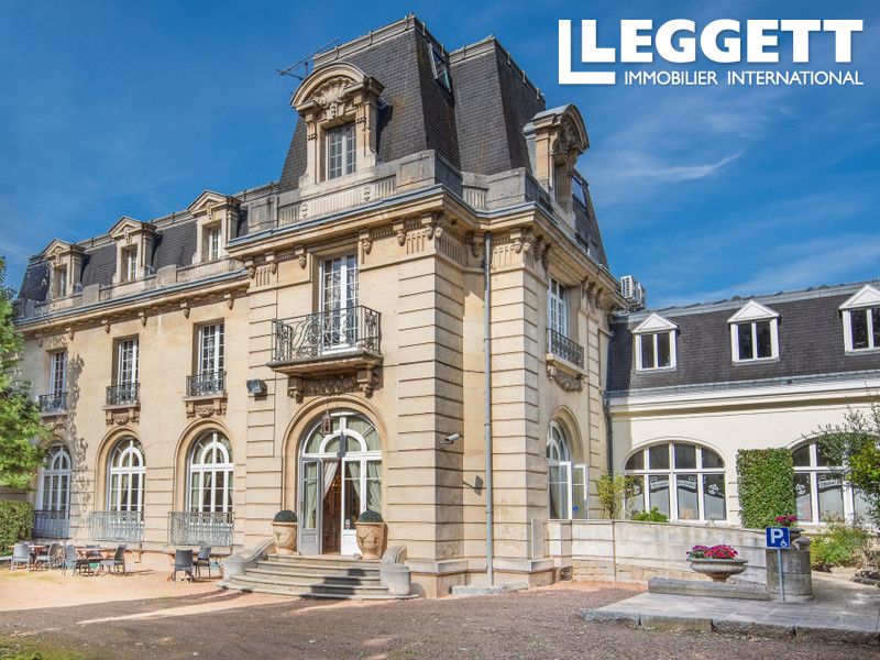 Property photo 1 of 10